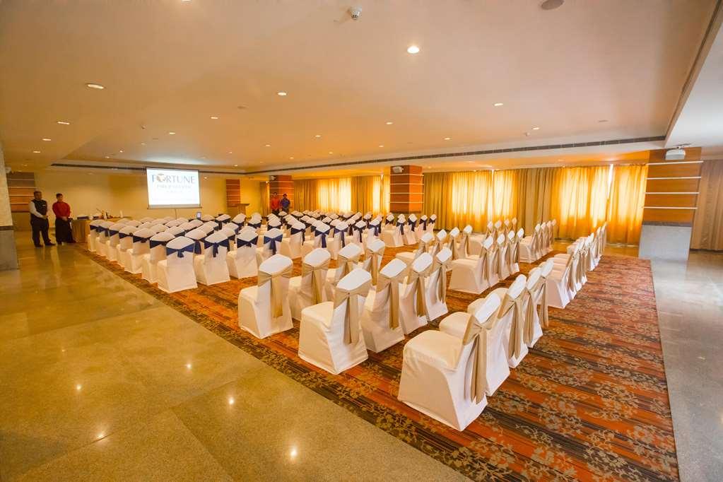Fortune Park Jp Celestial, Bengaluru - Member Itc Hotels' Group מתקנים תמונה
